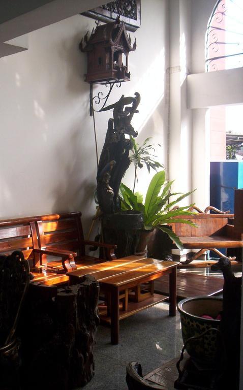 Baankhunmae Apartment Bangkok Exteriör bild